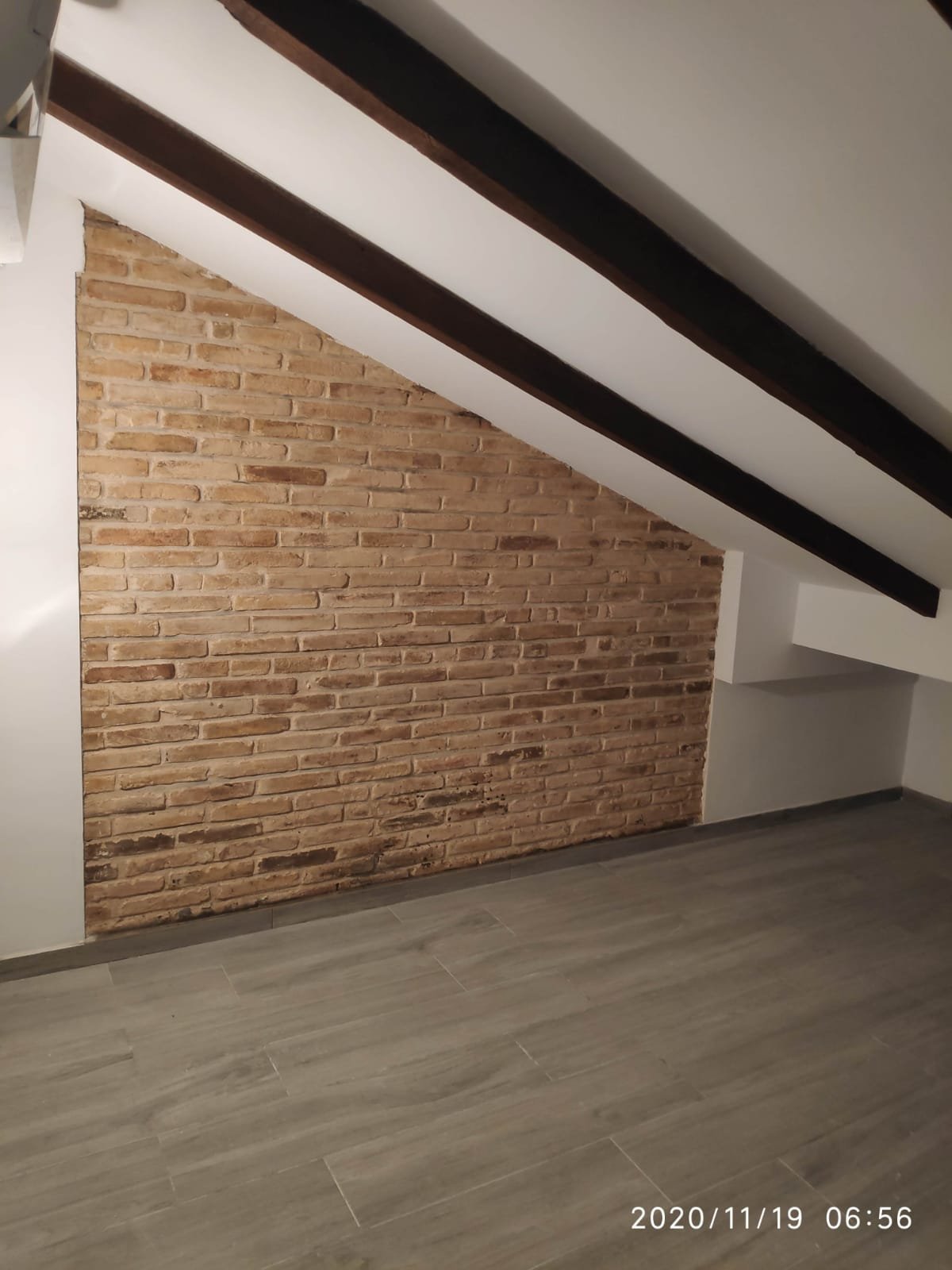 Rehabilitacion,renovacion y construccion de vivienda vieja en valencia