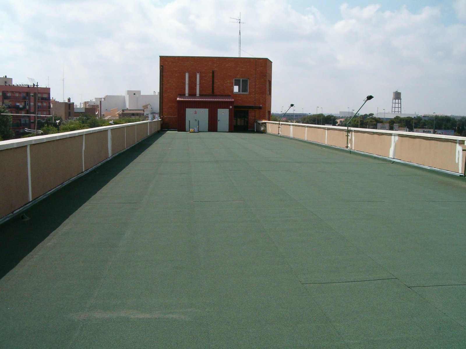 Impermeabilizacion de terraza en Paterna, colegio La Salle.